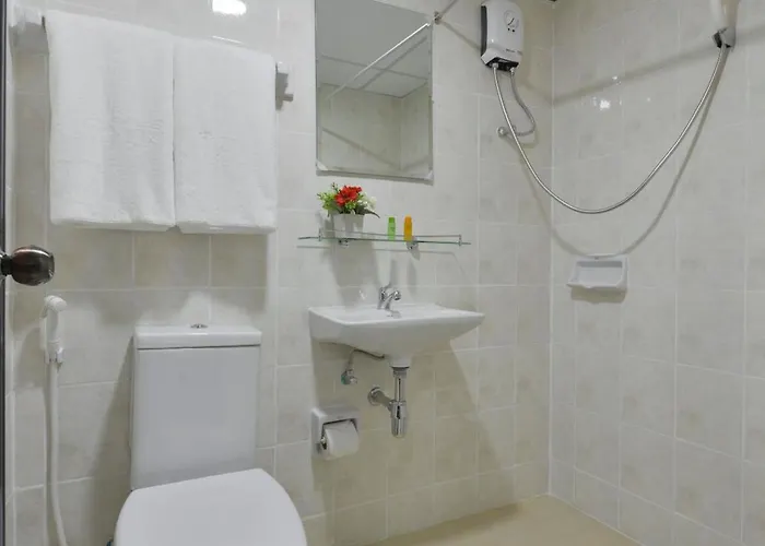 Sukhumvit 71 Hotel