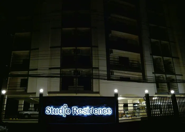 Hotel Sukhumvit 71 3*