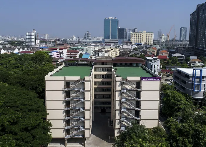 Sukhumvit 71